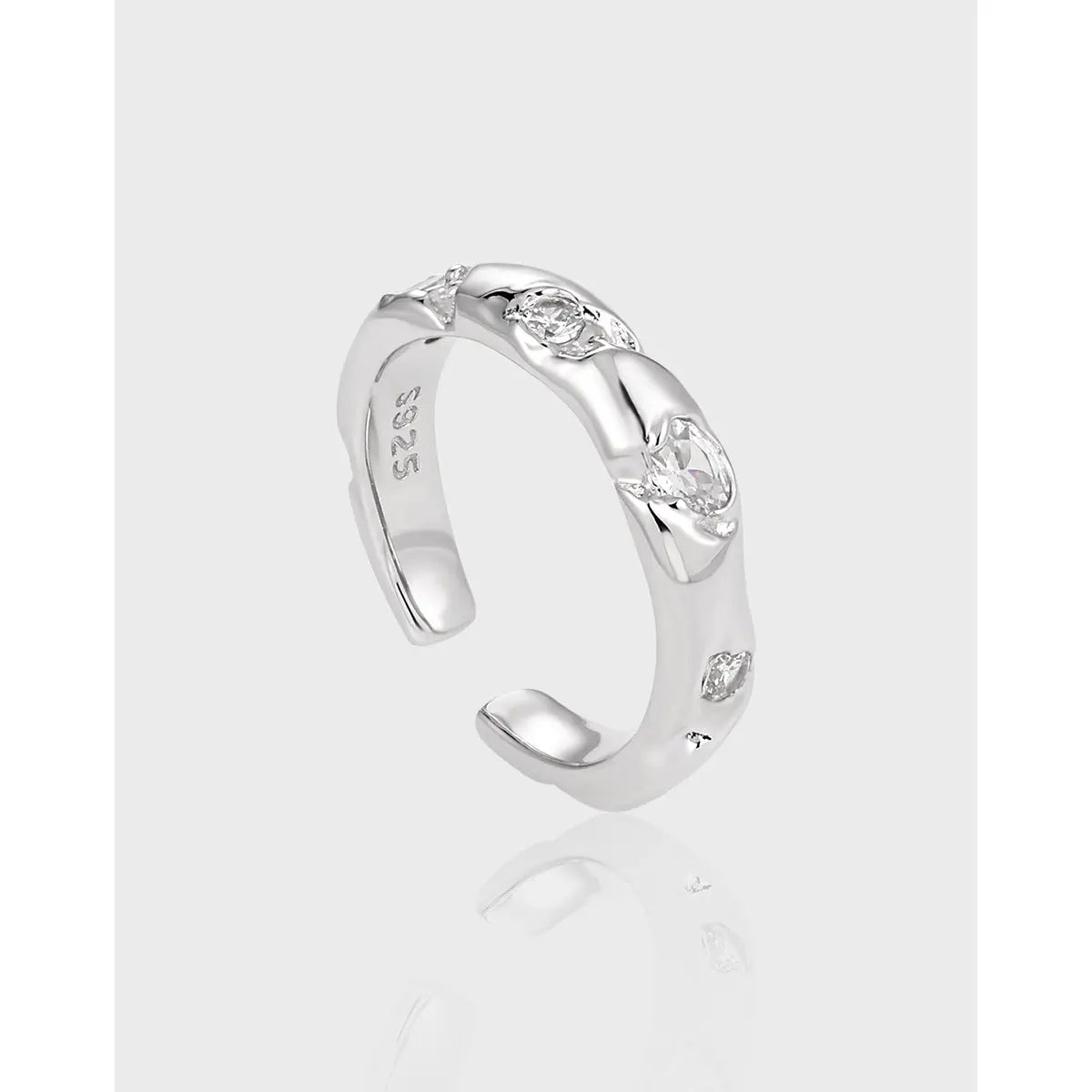 LUNA'S SMOOTH ZIRCON SILVER RING - OPHRASTUDIO