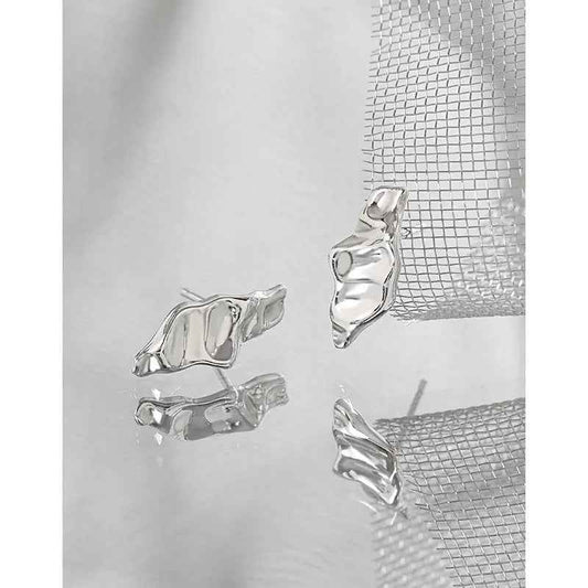 Elegant Texture Silver Stud Earrings