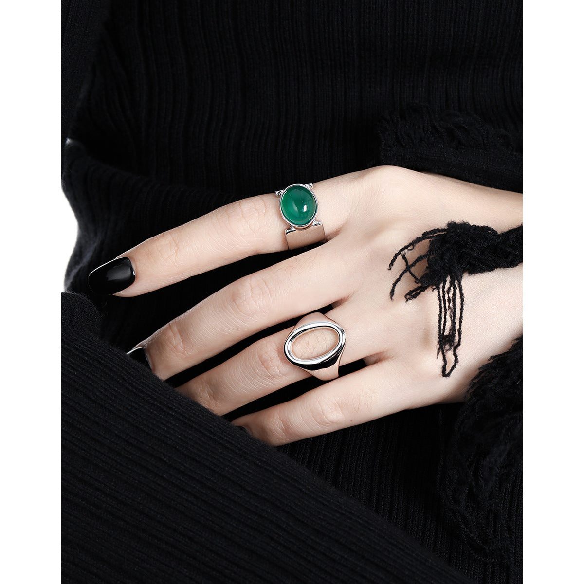 CASSIA'S OVAL HOLLOW SILVER RING - OPHRASTUDIO