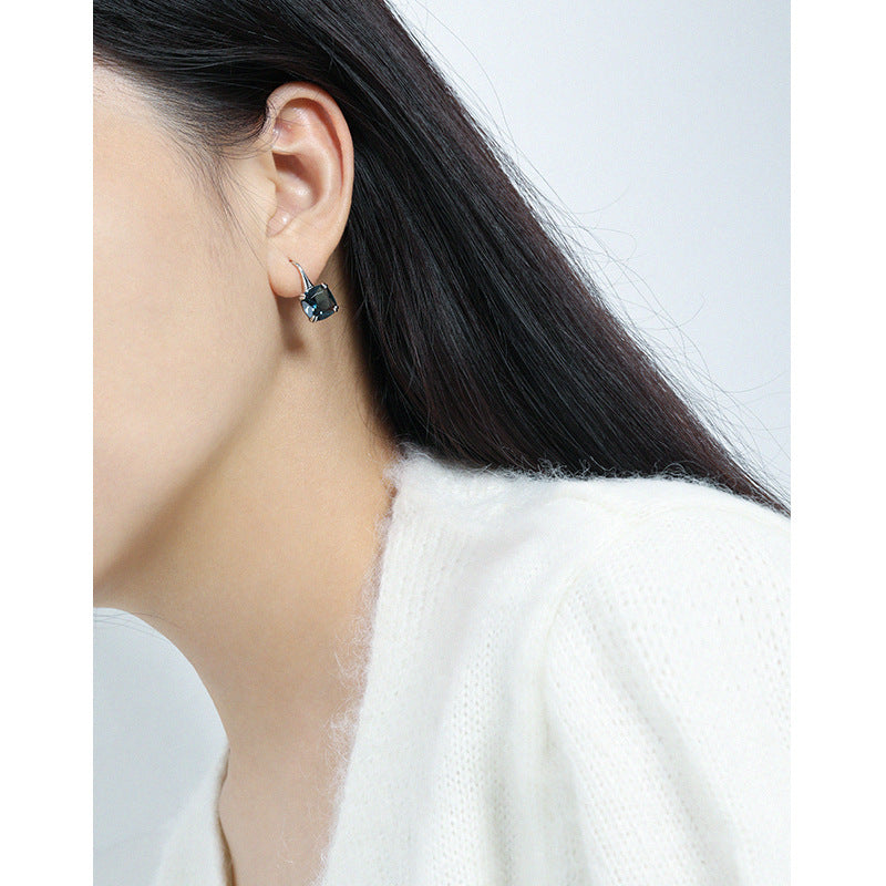 ASTRA'S SPARKLING SQUARE ZIRCON SILVER EARRINGS OPHRASTUDIO