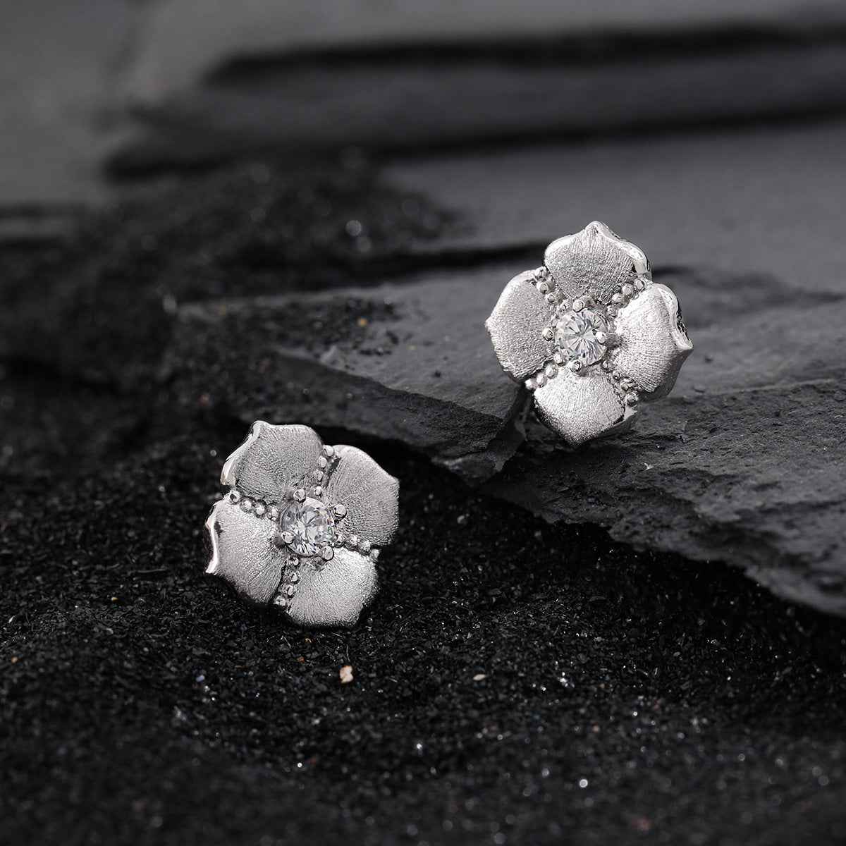 Pavé Zircon Clover Stud Earrings