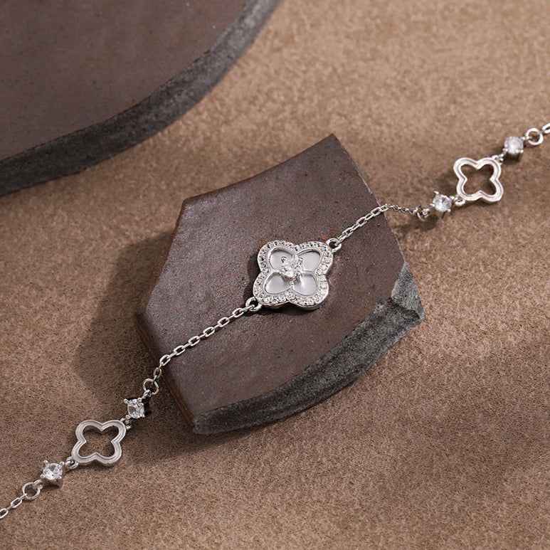 Mother-of-Pearl Clover Silver Bracelet