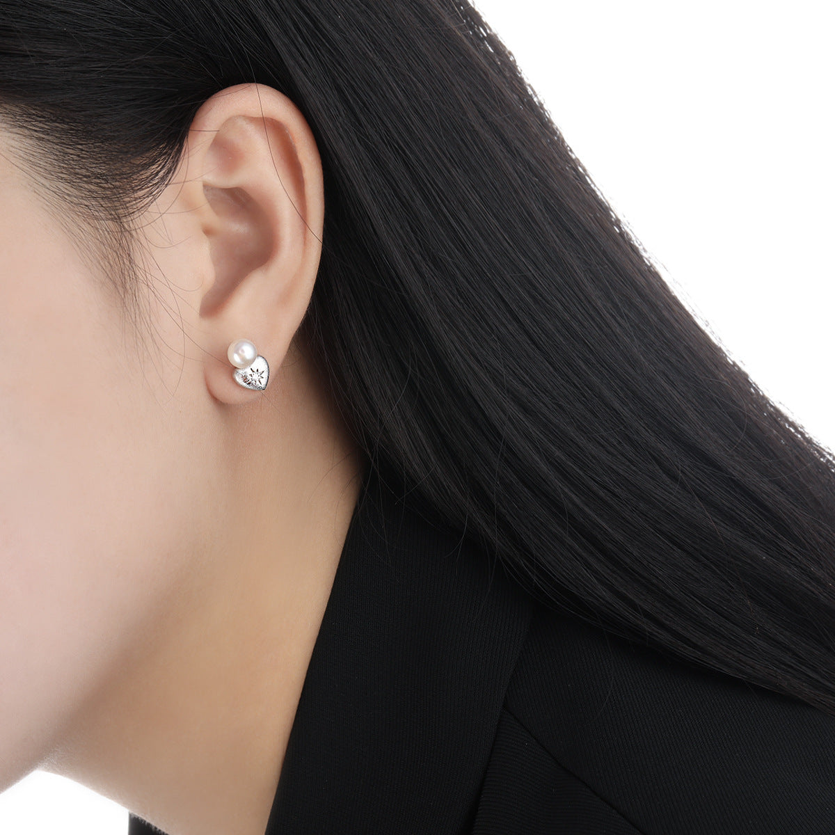 Lustre Heart Sterling Silver Stud Earrings OPHRASTUDIO