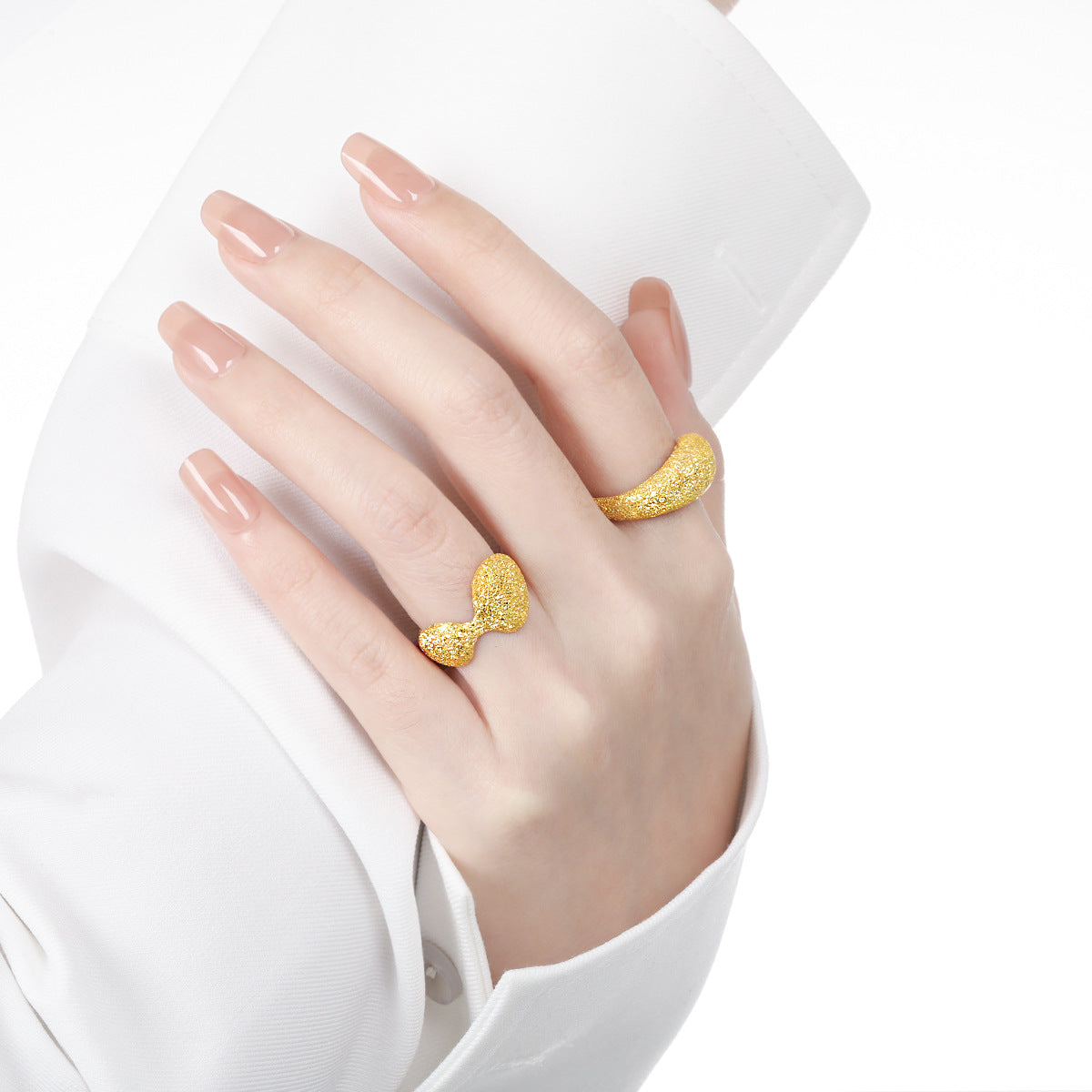 CINDERELLA'S SYMMETRIC GLITTER SILVER RING OPHRASTUDIO