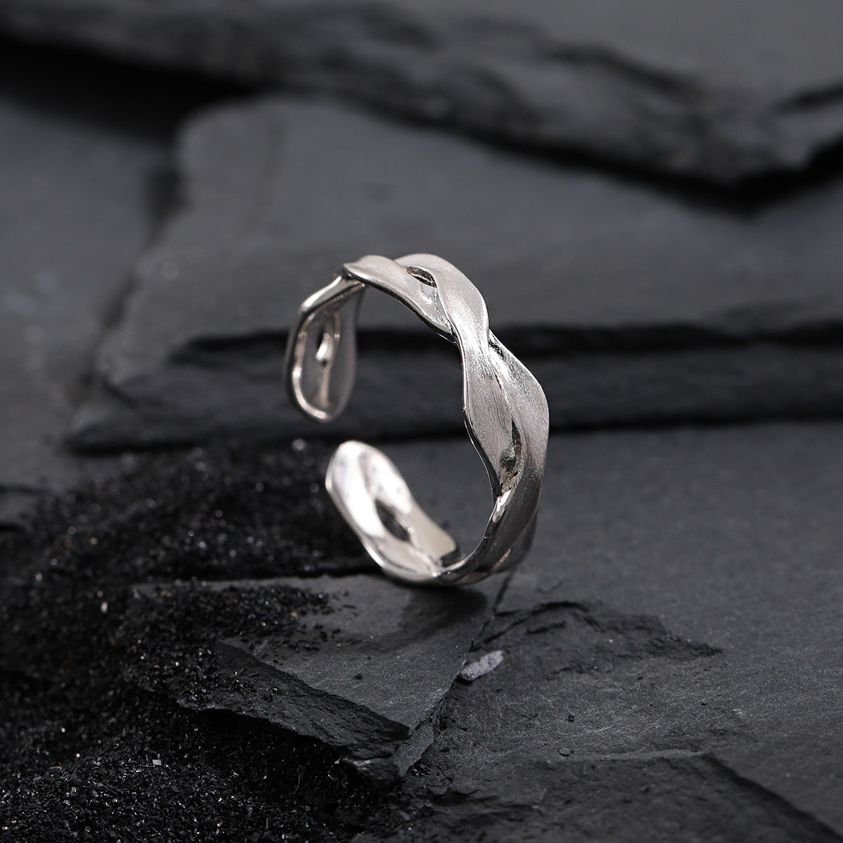 Mobius Band Ring OPHRASTUDIO