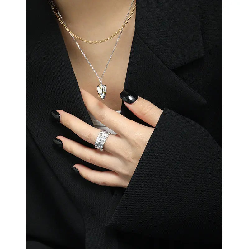ELOISE'S GEOMETRIC HEART SILVER NECKLACE - OPHRASTUDIO