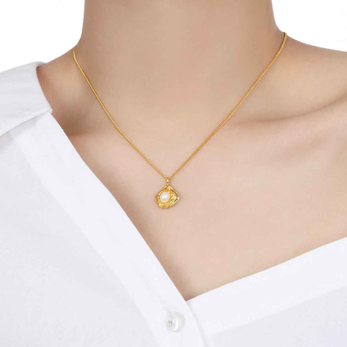 Ariel's Silver Pearl Necklace