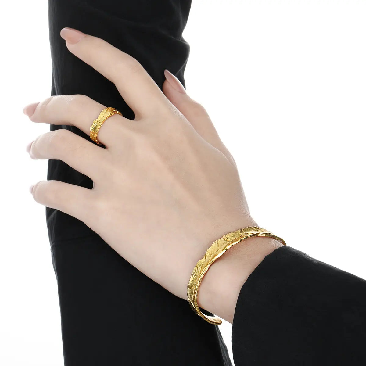 Shimmering Halo Silver Cuff Bracelet