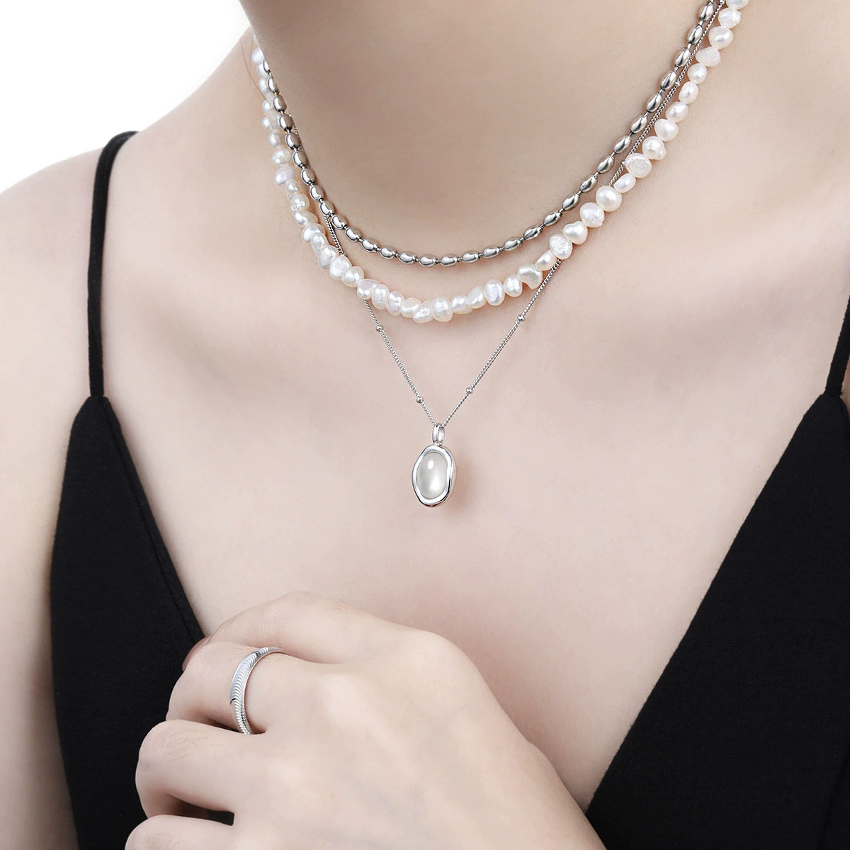 Natural White Shell Silver Pendant Necklace OPHRASTUDIO