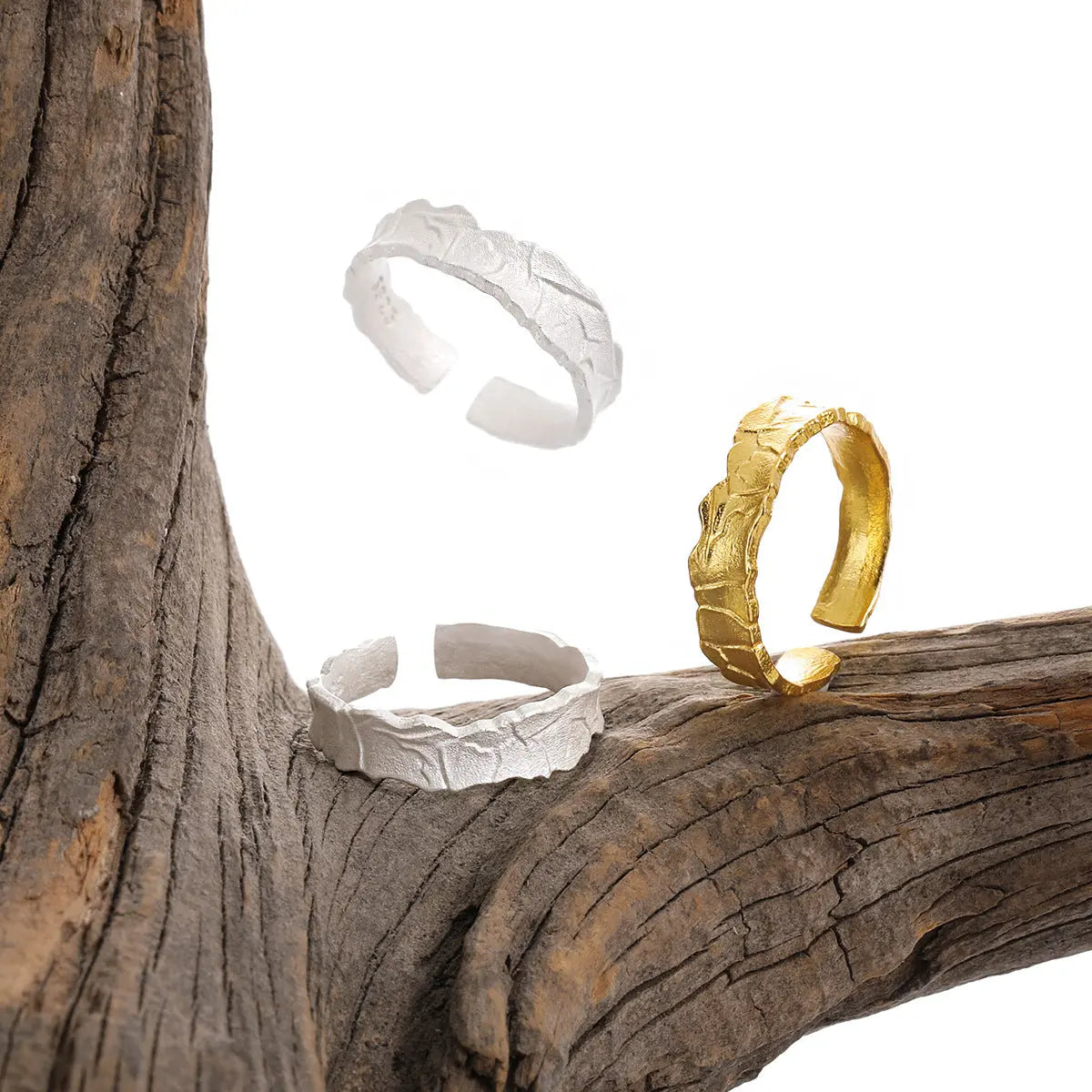 FROSTED ELEGANCE RING - OPHRASTUDIO