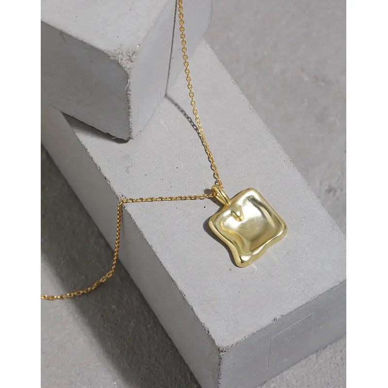 ARABELLA'S SQUARE PENDANT SILVER NECKLACE - OPHRASTUDIO