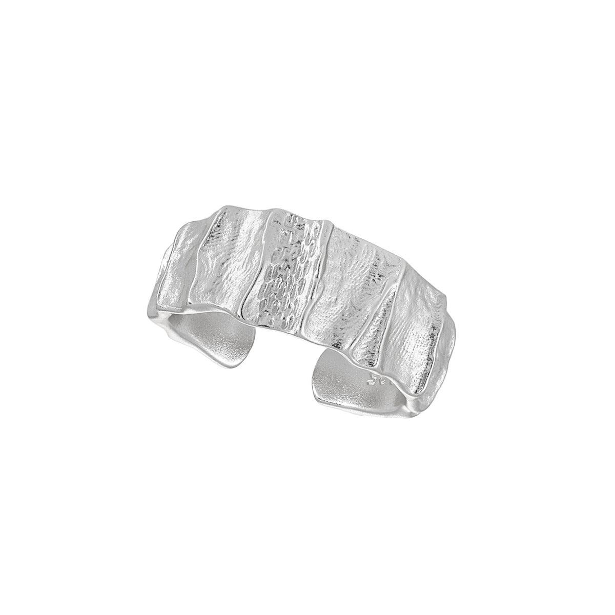 AURORA'S IRREGULAR PLEATED SILVER RING OPHRASTUDIO