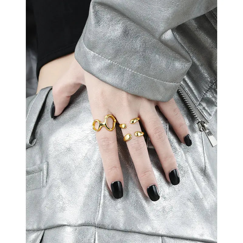 ASTRID'S GEOMETRIC X-CROSS SILVER RING - OPHRASTUDIO