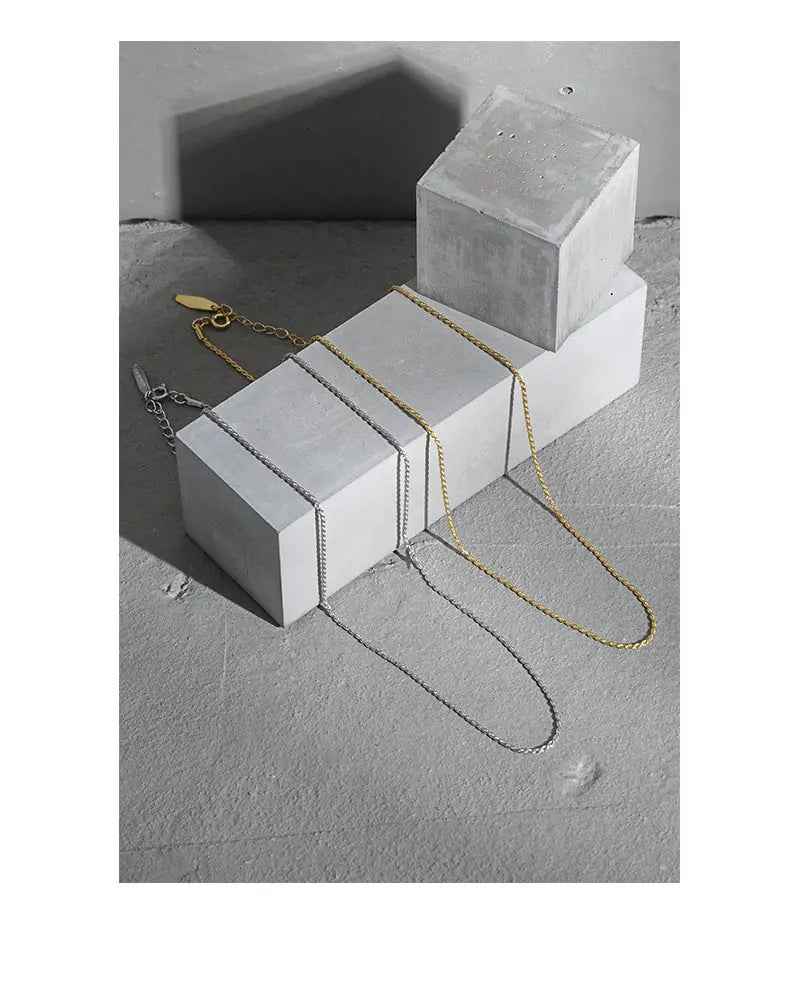 Aphrodite's Twisted Texture Silver Chain Necklace