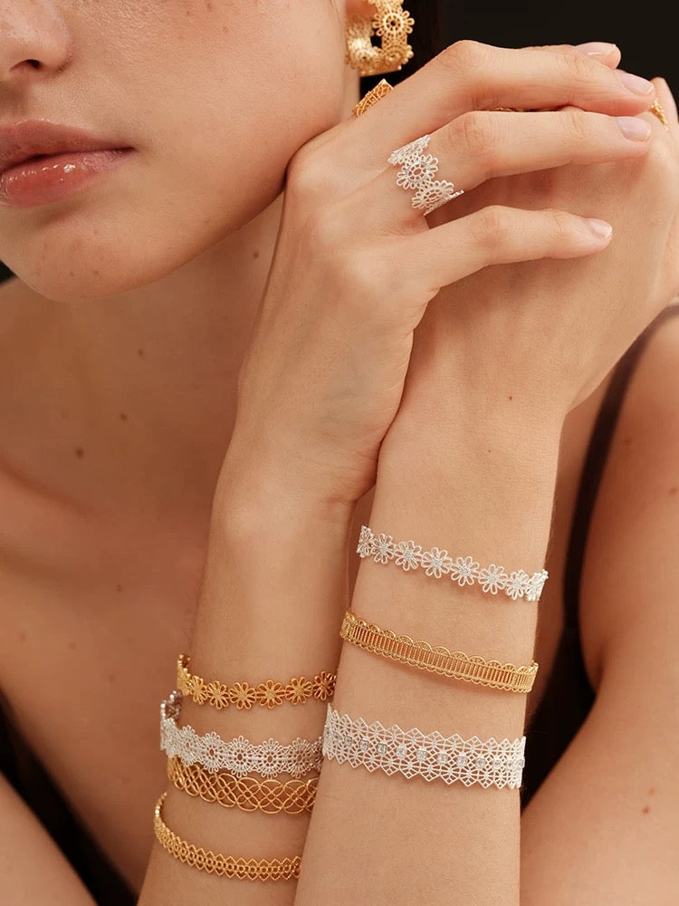 Lace-Pattern Open Cuff Bracelet OPHRASTUDIO