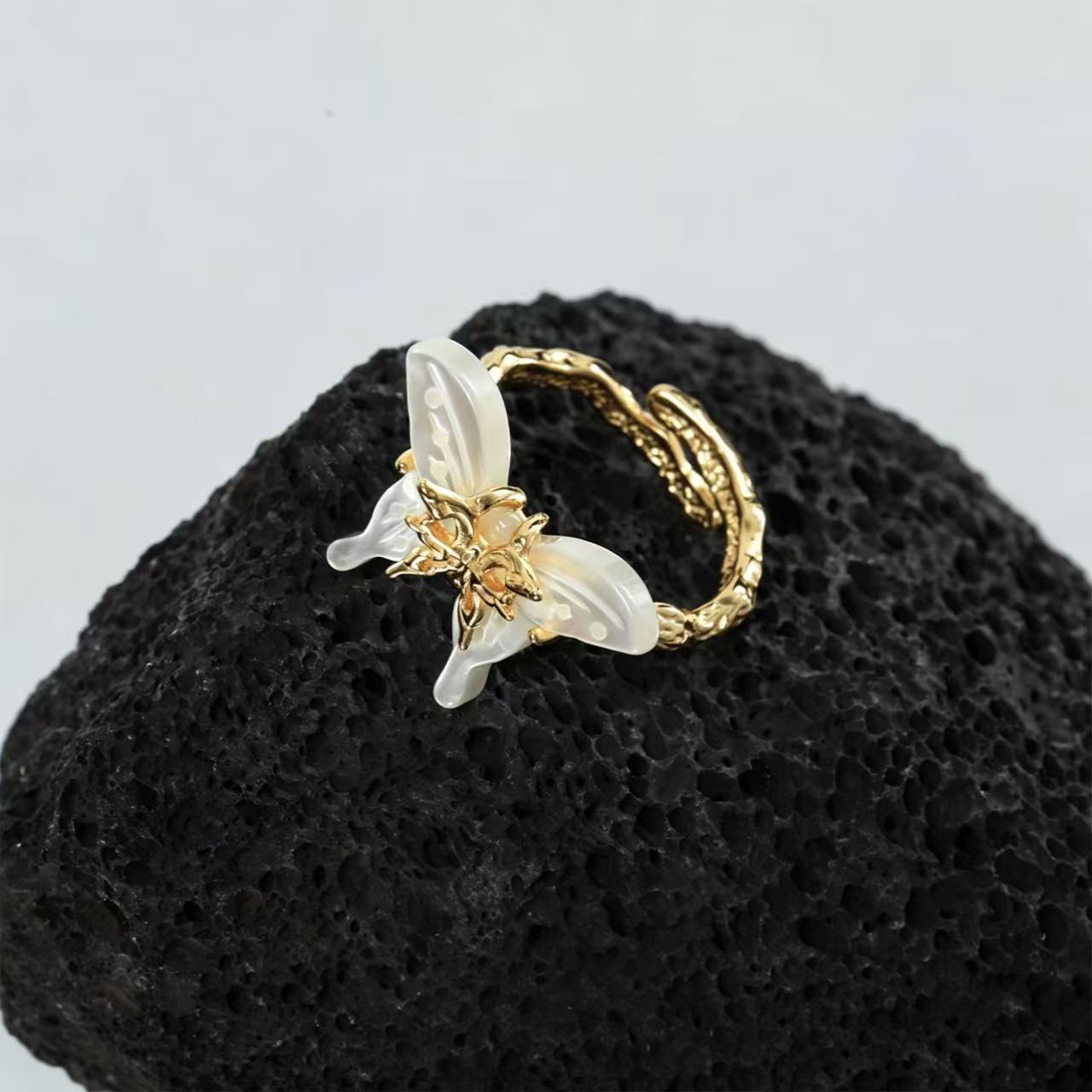 Iridescent Butterfly Abalone Silver Ring OPHRASTUDIO