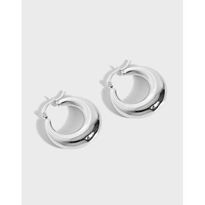 Sculpted Crescent Hoop Earrings OPHRASTUDIO