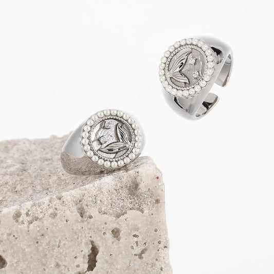 DIAMOND FISHTAIL LUXURY SILVER RING - OPHRASTUDIO