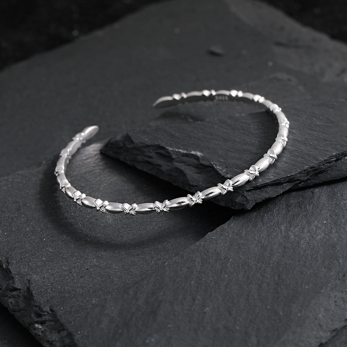 Knot Detail Slim Cuff Bracelet OPHRASTUDIO