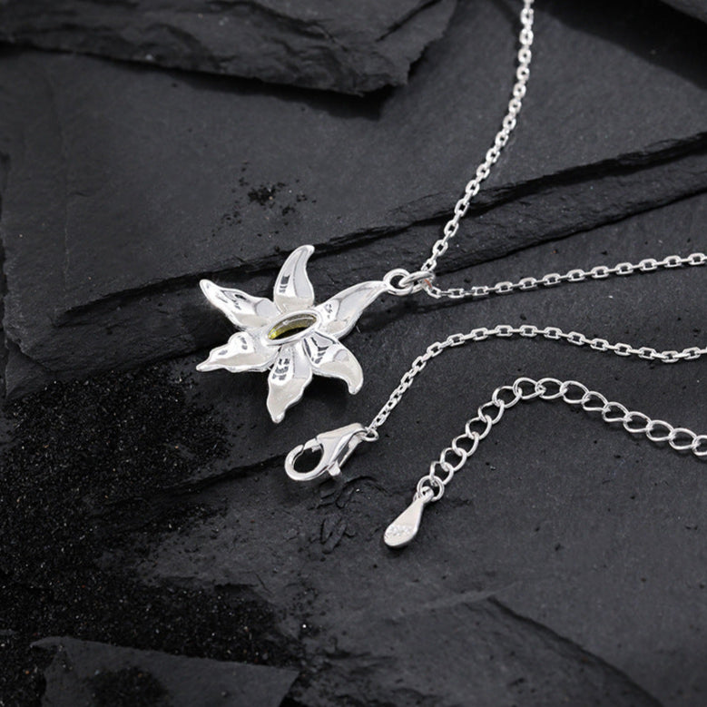 Peridot Starfish Pendant Necklace OPHRASTUDIO