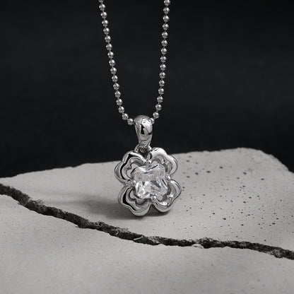 Lucky Clover Blossom Necklace OPHRASTUDIO