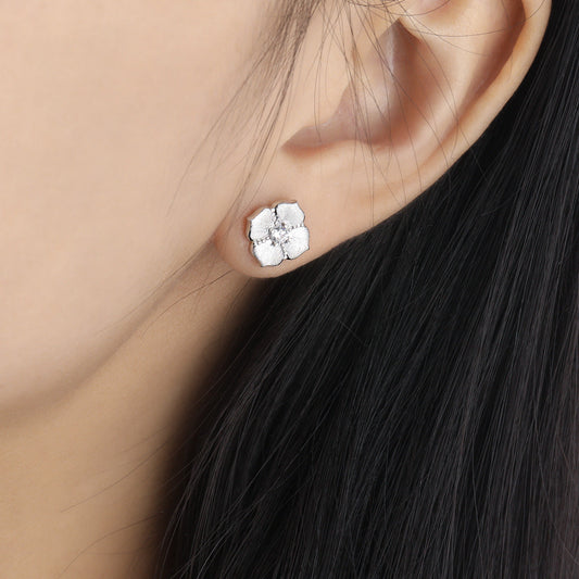 Pavé Zircon Clover Stud Earrings OPHRASTUDIO