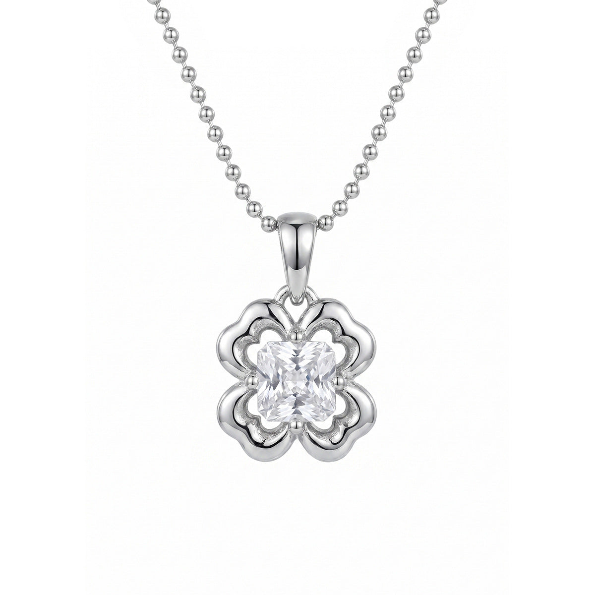 Lucky Clover Blossom Necklace OPHRASTUDIO