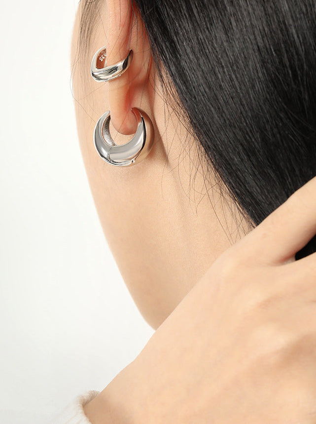 Sculpted Curve Hoop Earrings OPHRASTUDIO