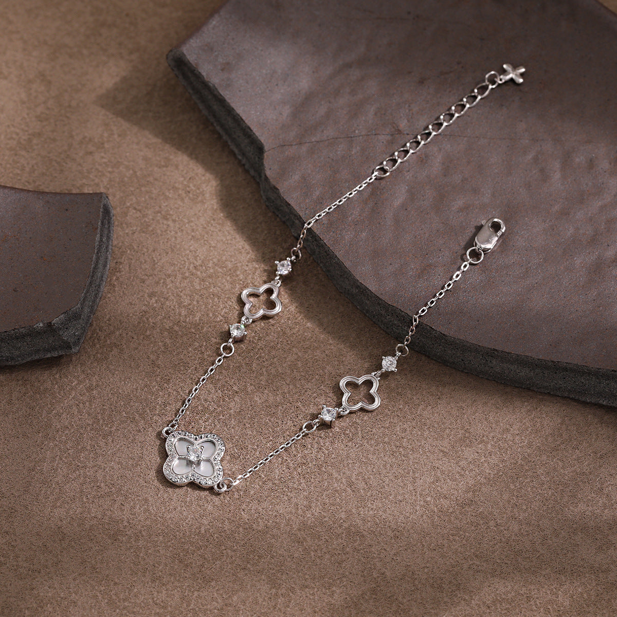 Mother-of-Pearl Clover Silver Bracelet OPHRASTUDIO