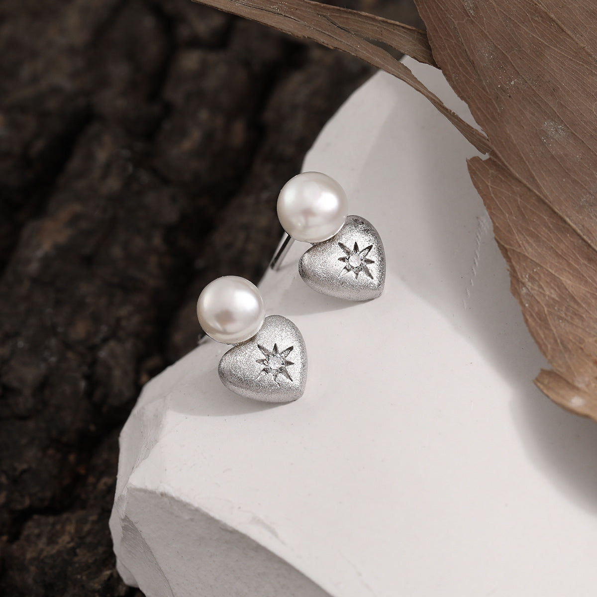 Lustre Heart Sterling Silver Stud Earrings OPHRASTUDIO