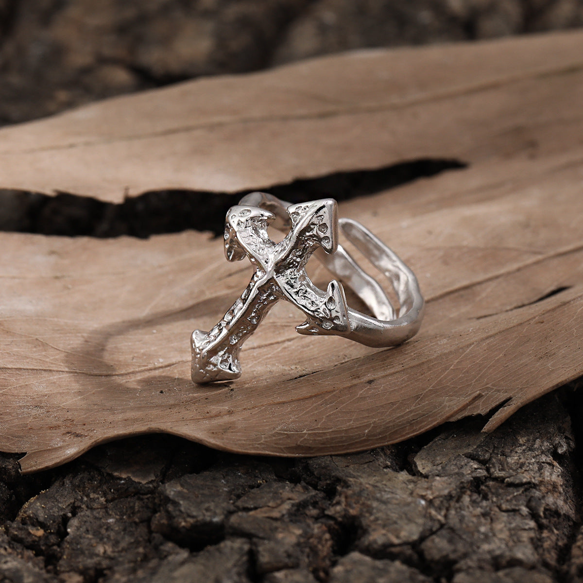 Textured Cross Silver Statement Ring OPHRASTUDIO