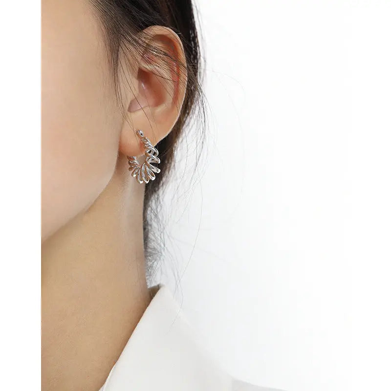 Orecchini Croissant a Cerchio con Paillettes Tom Ford Orecchini Croissant a Cerchio con Paillettes Tom Ford