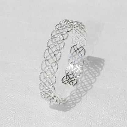 Lace-Pattern Open Cuff Bracelet OPHRASTUDIO